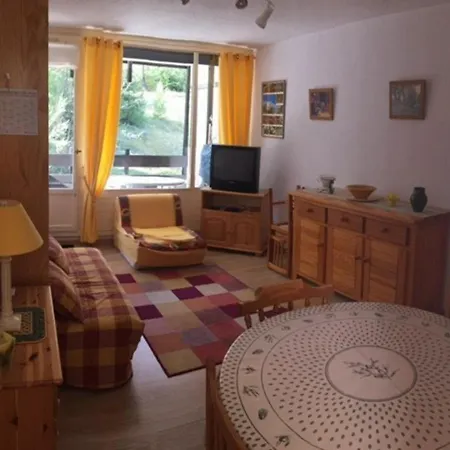 Appartement Enchastrayes, 1 Pièce, 4 Personnes - Fr-1-165a-31 *